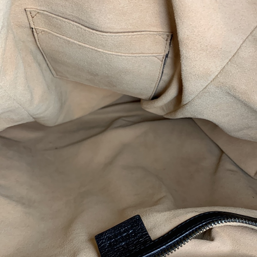 GUCCI
Calfskin Re(Belle) Backpack Black - Picture 8 of 16